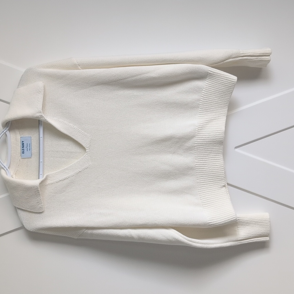 Old Navy Ivory Knit Pullover